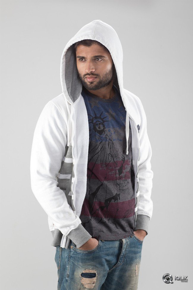 Ye-Mantram-Vesave-Movie-Stills